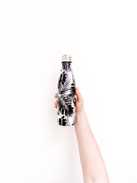 Reusable bottle for zero waste traveling